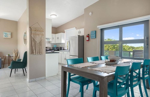 Montalva House | Las Palmas Beach House with Private Pool and Pool Table