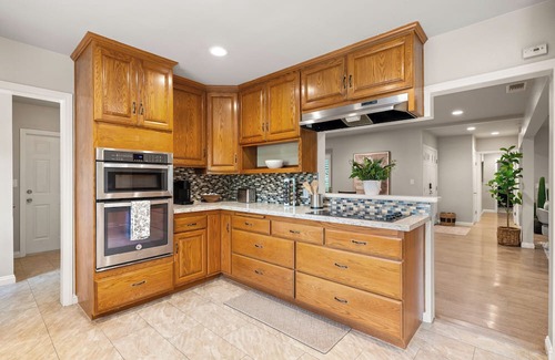 Hacienda Heights Villa | Excellent location/near Disney/Universal Studios/5BR/2.5BA/7BEDS/quiet/beautiful