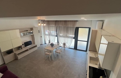 Saronno Apartment | Apartment with separate entrance 6 beds