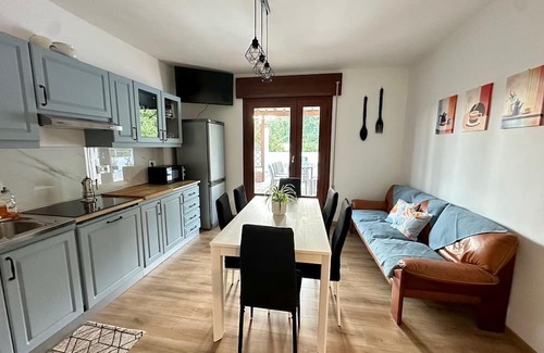 Liedolo Apartment | Lodging Da Deki at the foot of Mount Grappa