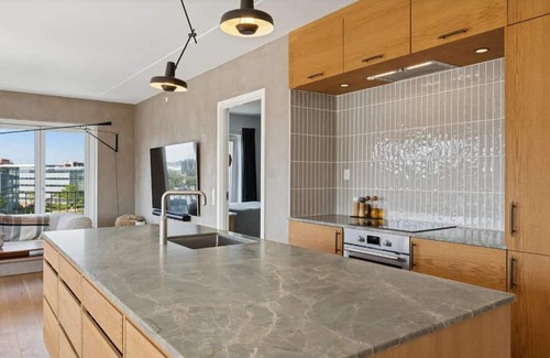 Sydhavnen Apartment | Modern 2BR Waterfront Apt