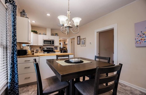 Cary House | Historic 2BR Retreat Walk to Eats Porch & Yard