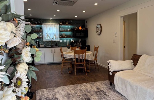 Witmer Apartment | Charming guest suite only 3 miles from Sight & Sound Theater.