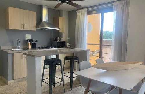 Historic Center Apartment | Espectacular 2BR con vistas al mar en pleno centro