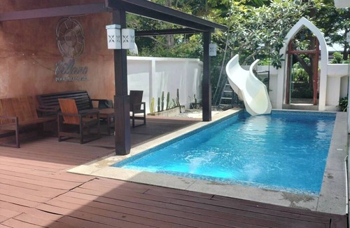 Central Pattaya Villa | 10 minutes to the Pattaya beach! Family-sized villa with private pool & kitchen