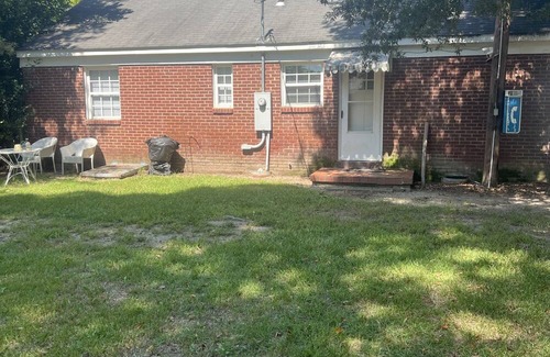 Greenwood House | Charming 2-bedroom house in Greenwood within a block of Hospital and Hospice
