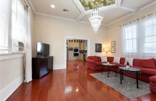 Milan House | Spacious Full Duplex 8 Bedrooms for 20