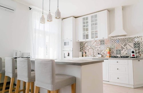 Kosice Old Town Apartment | Business & Family Apartment Letna