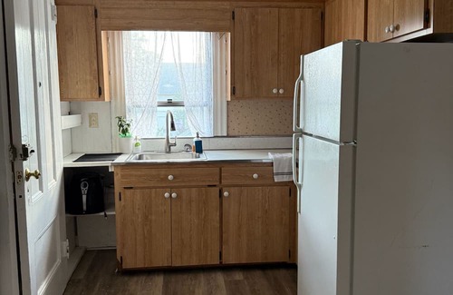West Haven Apartment | Cozy 2-bedroom apartment in West Haven