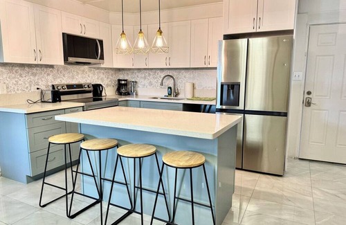 Ewa House | 3-bedroom townhome in peaceful Ewa Beach with AC