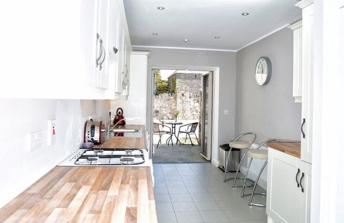 Leixlip Cottage | Alensgrove Cottages No. 02
