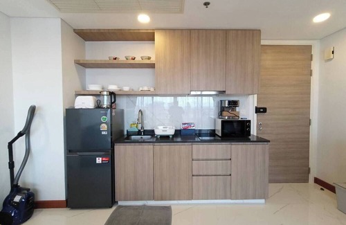 North Pattaya Condo | 1BR plus 1Bath at the ZIRE Wongamat North Pattaya Beachfront Sea-City View