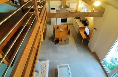 Le Saix House | Holiday Home 'La Grange Des Pépinières' with Mountain View and Wi-Fi