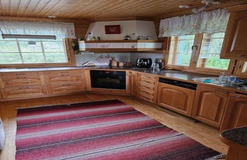Rovaniemi House | Cozy Riverside House with Sauna