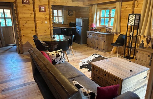 Fougax-et-Barrineuf Ski Chalet | 3-bedroom wooden chalet, on 1500m2 of enclosed grounds not overlooked
