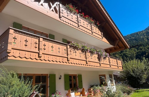Hammersbach Apartment | Apartment 'Maria Grasegger' with Mountain View, Balcony and Wi-Fi