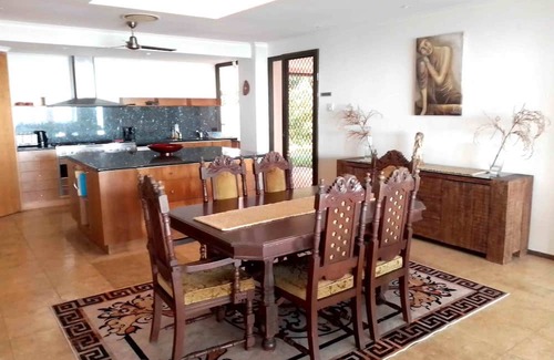 Cannonvale Cabin | Incredible Coral Sea and Island Views
