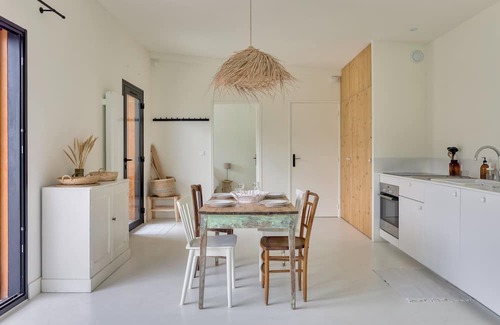 Gouville-sur-Mer House | Casa ZaO Jolie maison en bois brut de 50m2 à proximité des plages