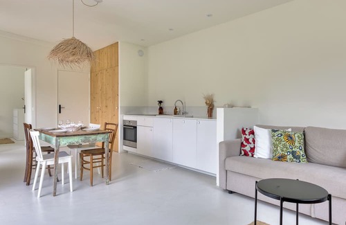 Gouville-sur-Mer House | Casa ZaO Jolie maison en bois brut de 50m2 à proximité des plages
