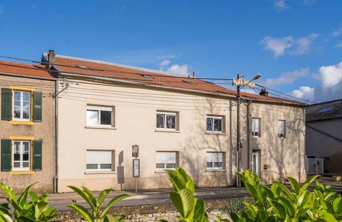 Woippy Apartment | Private room 23m² + Sofa bed - WIFI - 120m² - France