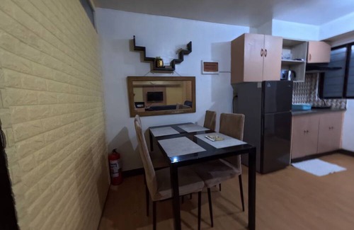 Mandaue Condo | 2-bedroom condo in welcoming Mandaue Deca homes with AC