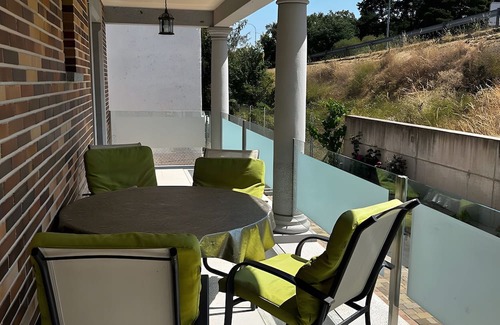 El Espinar House | Holiday Home 'La Libélula' with Mountain View, Private Pool and Wi-Fi