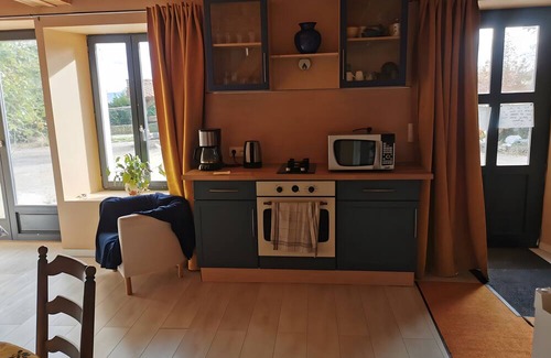 Faverges-de-la-Tour House | Group Gîte, Dormitory. Additional 70 m² Room