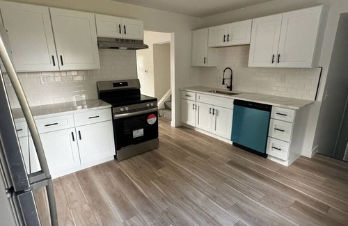 Gahanna House | 3BR SFH made for easy comfy stays