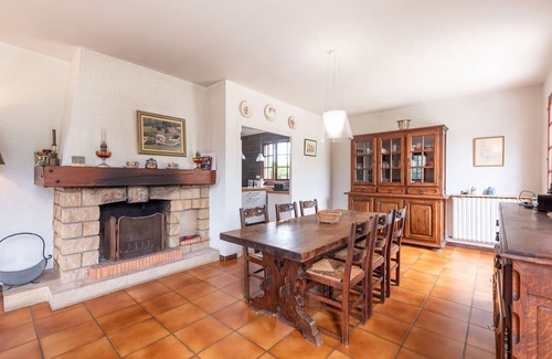 Arthez-d'Asson House | Villa Delb – Mountain View, Private Pool and Wi-Fi