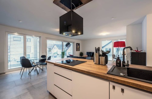 Boeblingen Apartment | EXQUIS 2-Room Luxus Apartment USM I Fireplace I TerraceI Parking I US Army