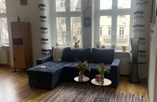 Gohlis-Sud Apartment | Cozy old apartment at the Schlösschen