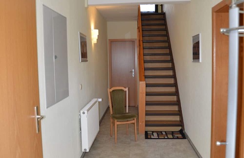 Gemarkung Laufen an der Eyach Apartment | Apartment '90 Qm' with Shared Terrace and Wi-Fi