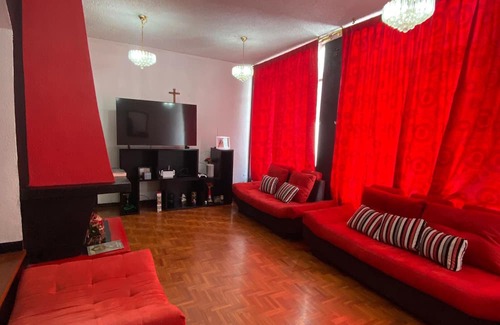 Hacienda Monjas House | Vista & Relax House a few kilometers from the historic center of Quito.