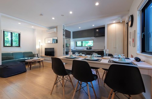 Niseko House | Niseko Town, Toyosato A near Hirafu, Niseko village and 30' Risutsu