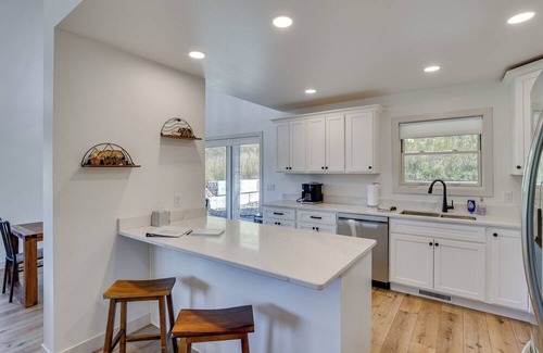 Sturgis House | Luxe, New-Build Sturgis Retreat w/Mountain Views