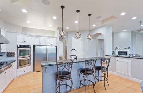 Friant Resort | 5-bedroom resort in charming Friant CA with amazing outdoor amenities.