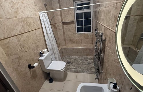 Northampton House | Pat Signature Stays