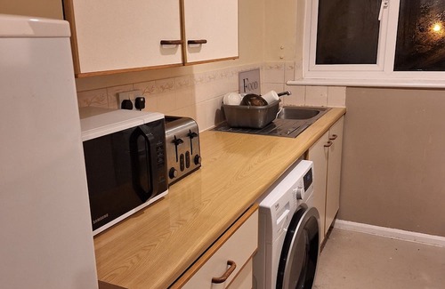 Cambridge House | A quiet house in a nice area