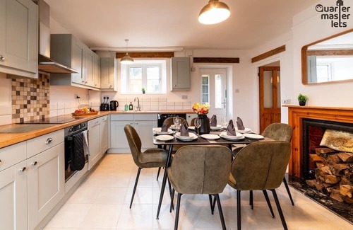 Banbury House | 3x Bedroom House (Sleeps 6x)