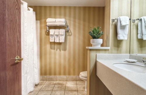 Pembine Hotel | Peaceful River Retreat | 3 Units w/ Lounge, Trails & Outdoor Adventure!