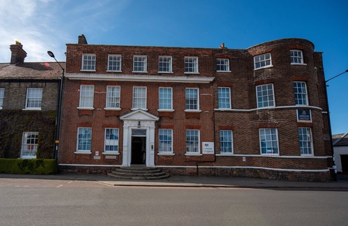 King's Lynn Apartment | Central Stays | Studio Apartments in Kings Lynn
