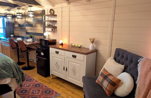 Laurel Ridge Cabin | Falcon's Perch Cabin with Long-Range Views