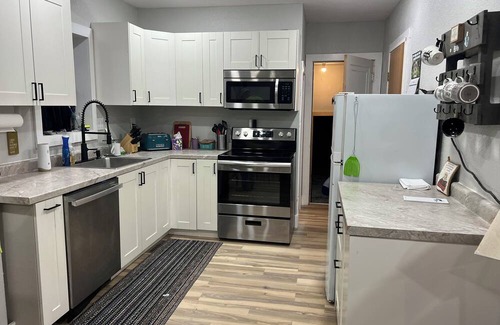 Hettinger House | Cozy 1-bedroom house in Hettinger!