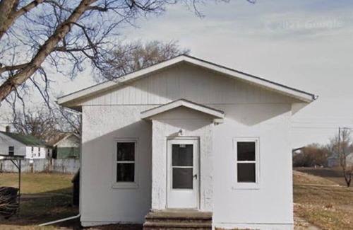 Hettinger House | Cozy 1-bedroom house in Hettinger!