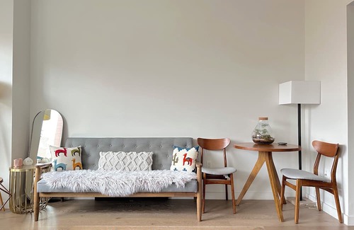Ukrainian Village Apartment | Spacious Modern East Village Apartment - Luxury Elevator Building