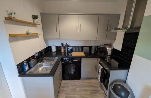 City Centre Apartment | Central Stratford. A stunning place to be that offers lots too do. With parking.