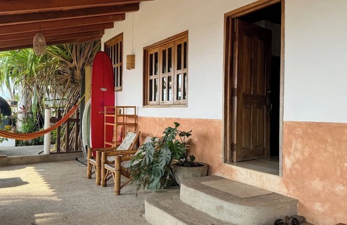 Bouvet Island House | Casa las hamacas