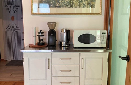 Jericho Apartment | Charming 1-bedroom apartment with AC, WiFi in nature