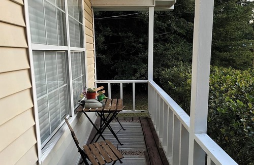 Pascagoula House | Charming 3-bedroom house in peaceful Pascagoula only a walk to the beach.