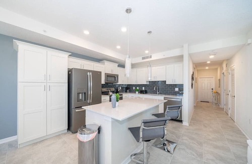 Kissimmee Apartment | Resort Condo 10 Min to Disney